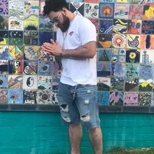 Meet your Posher, Christopher